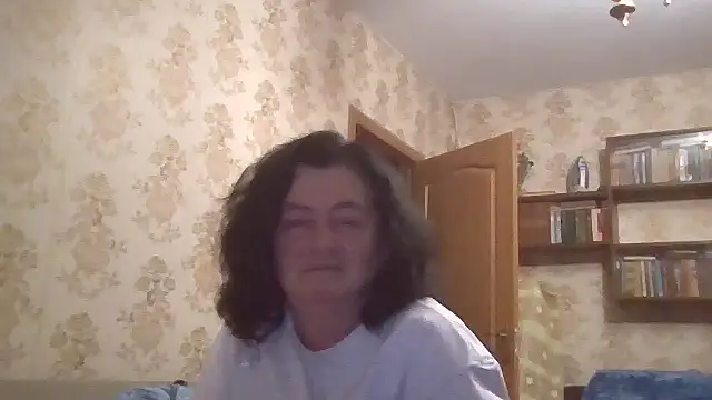 GypsiQueen2 Adlı Modelin Canlı XXX Sohbeti