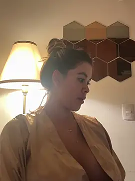 Emilia_Bakerrn Live XXX chat