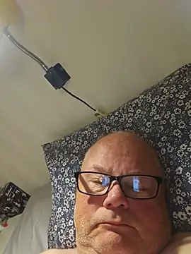 mullig57 Live XXX Chat