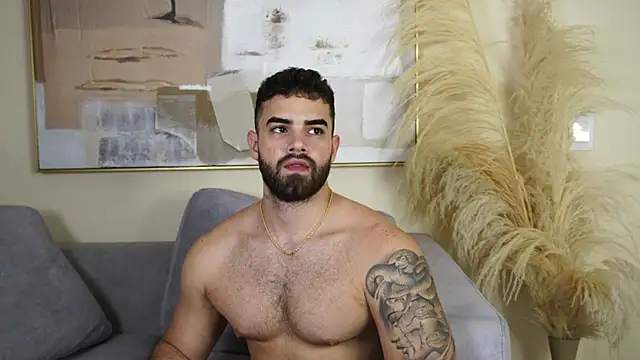 PaulPhoenix_ 现场XXX聊天
