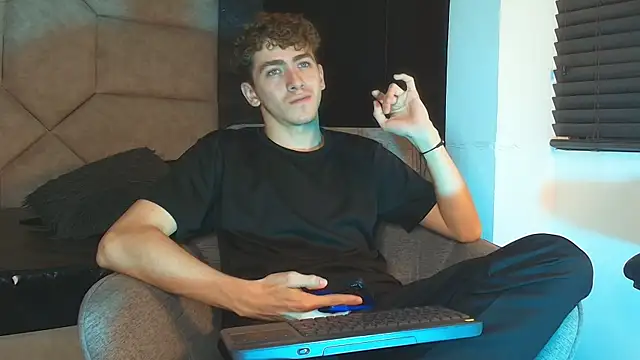 Czat XXX na żywo – Tyler_Mcrey