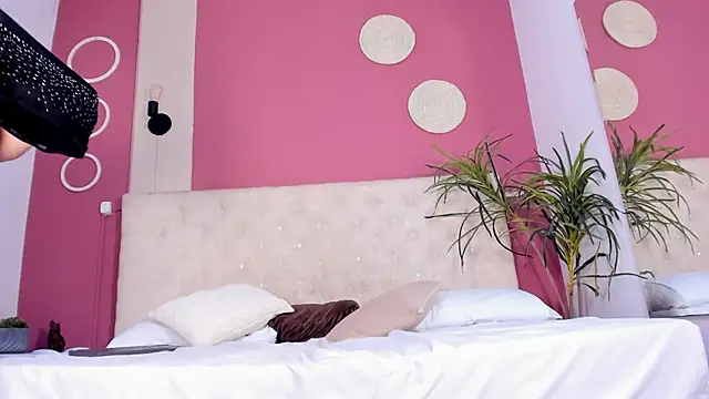 Chat +18 de Miahchubby ao vivo