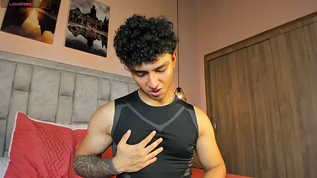 Kairoxxx_ Live XXX Chat