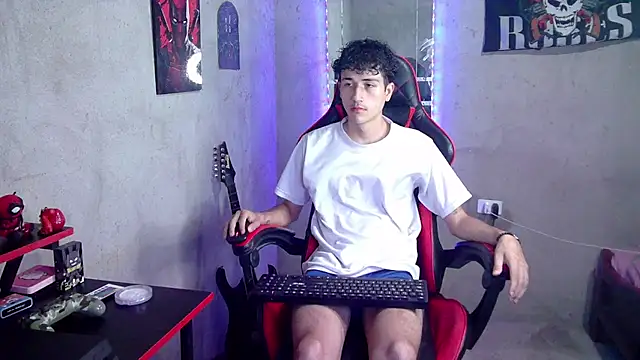 Pokazy przed kamerką – Johnny_cagee_