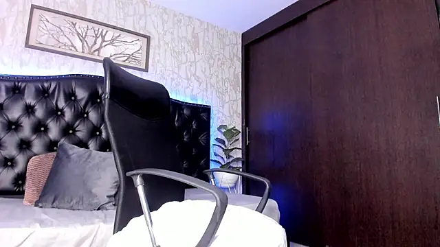 MaxCruz_ 라이브 XXX 채팅