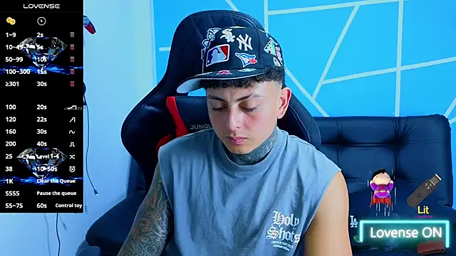 KevinSanchez420 élő XXX-chatje
