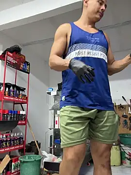 Živý XXX chat Paul22cm-