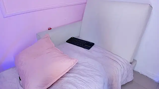 Chat XXX Live Mahyolen
