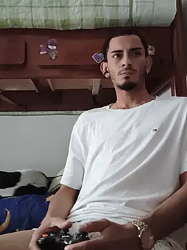 Exlifer Chat XXX live