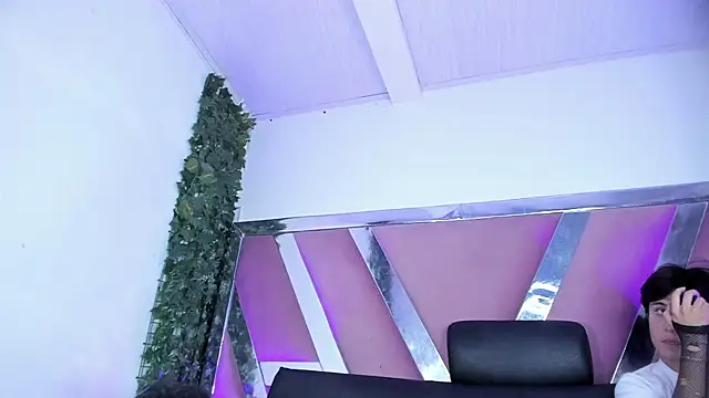 Онлайн чат XXX KevCokk