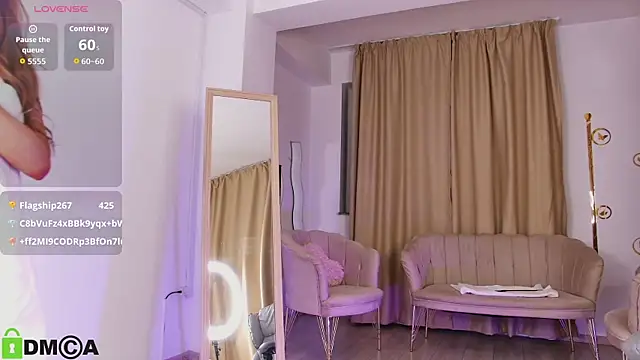 JuliahBlanc Chat XXX live