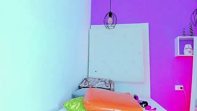 Skarleth_sexy69 Obrolan Langsung XXX