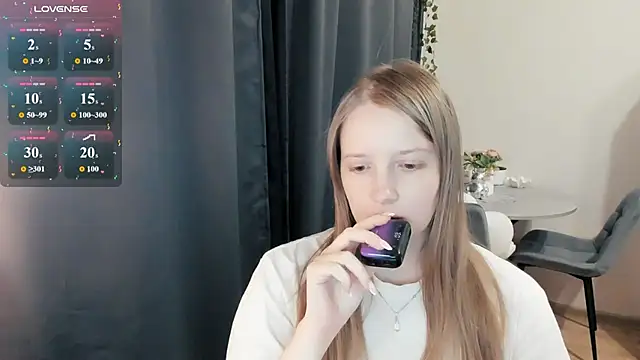 Chat +18 de Alyaley ao vivo