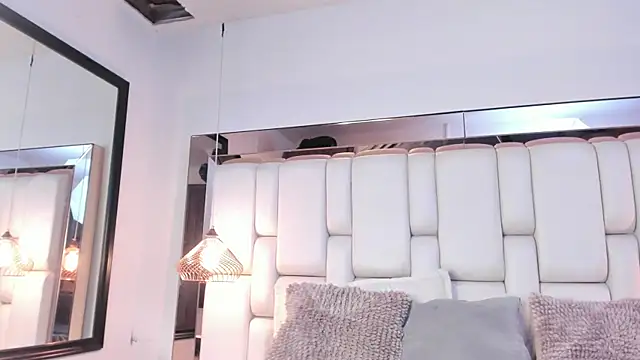 AshlyBella 现场XXX聊天