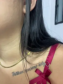 Dulce-diosa's Live XXX Chat