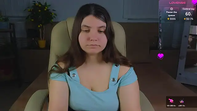 Viola__Shy Chat XXX in diretta