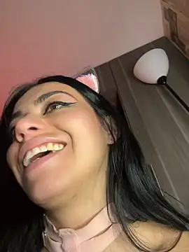 Chat XXX ao vivo de i_am_nina_
