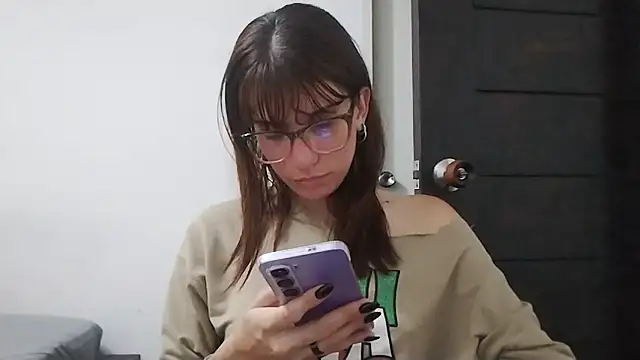 Chat XXX en directo de Luna-e-Franco1