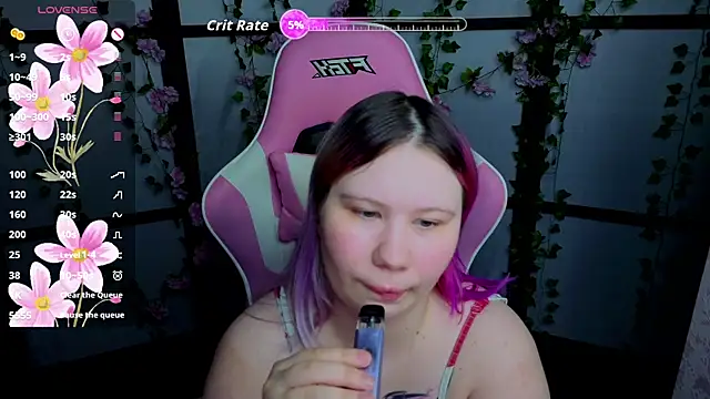 Živý XXX chat kitsune_little
