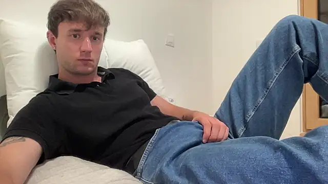 cute_mark XXX чат на живо