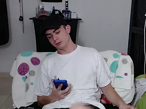 Zac_Efront Chat XXX in diretta