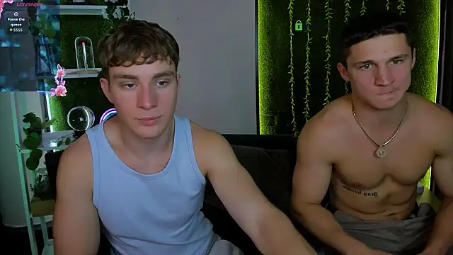 Czat XXX na żywo – emmanuel_shine