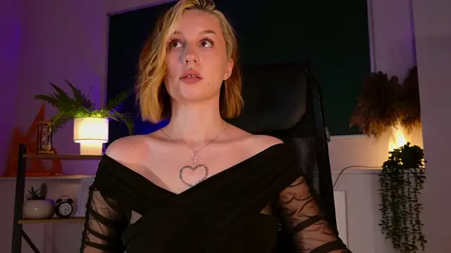 ClaireMathis Live XXX-Chat