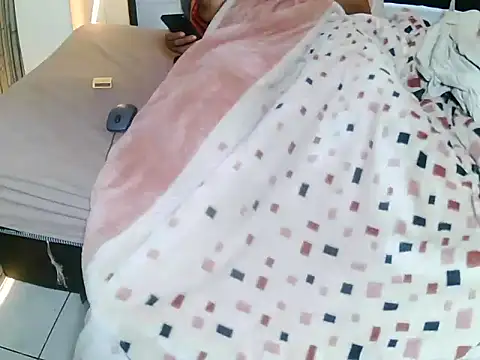 Онлайн чат XXX JoycyQueen