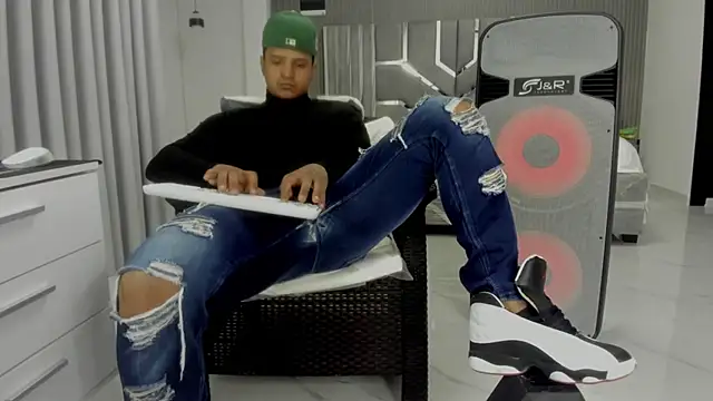 master_leather Pertunjukan Webcam