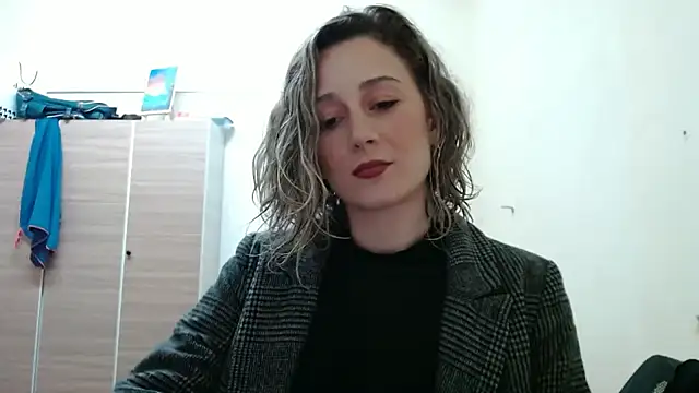 XXX chat uživo modela Nomadic_Angel