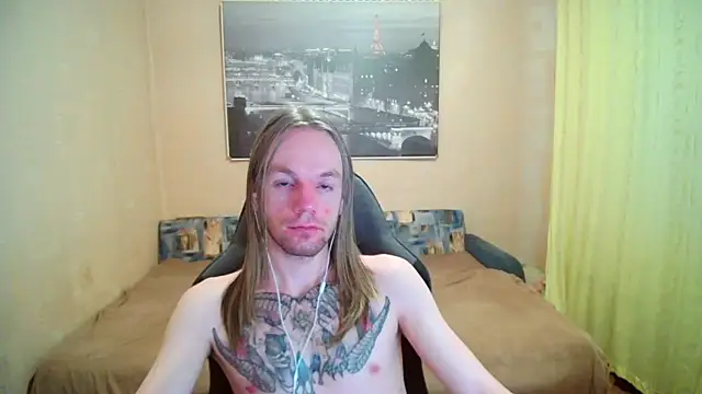 AdamDickens' Live XXX Chat