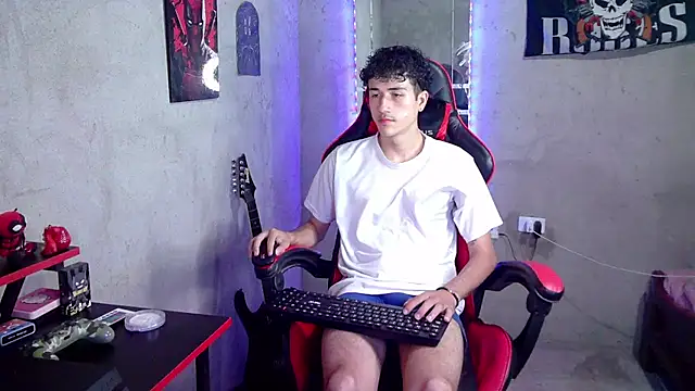 Pokazy przed kamerką – Johnny_cagee_