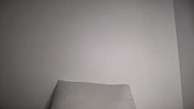 Lolaaaaa001 现场XXX聊天