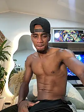 Show modela agrublack na web-kameri