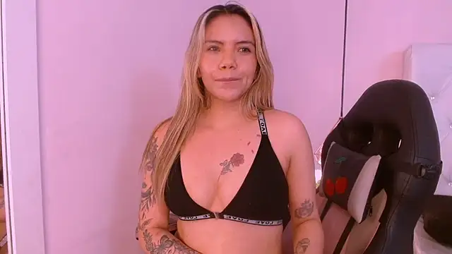 Aleja_gh1's Live XXX Chat