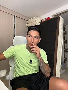 sendfer's Live XXX Chat