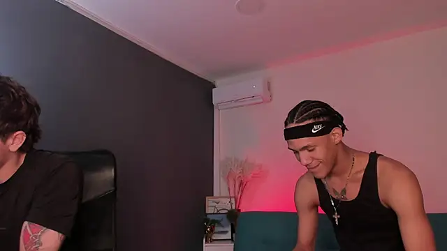 Handsomeboyss19n Live XXX chat