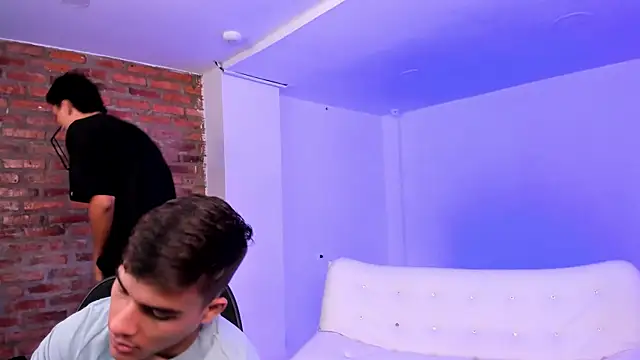 Spaceboyss18 Live XXX-chat