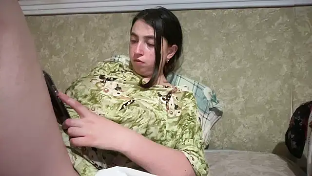Aphr0ditee live XXX chat
