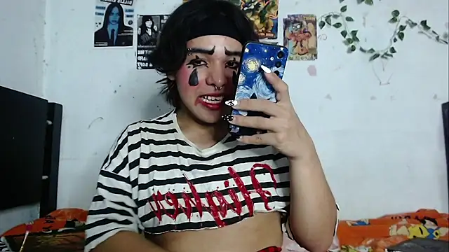 Tiff_-Styles Adlı Modelin Canlı XXX Sohbeti