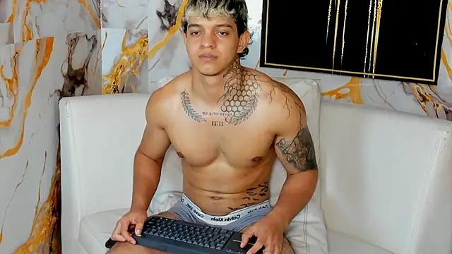 Noah__Browm XXX чат на живо