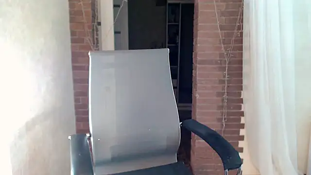 Živý XXX chat ms_kelarini