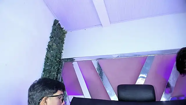 Chat XXX Live KevCokk