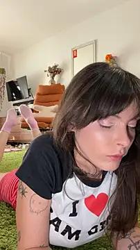 GennaJames Adlı Modelin Canlı XXX Sohbeti