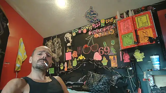 Splash_Queen420 élő XXX-chatje