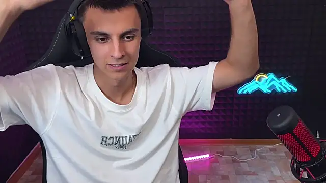 XXX chat uživo modela Hols_20