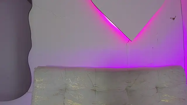 LiaCampbell_ Live XXX-Chat