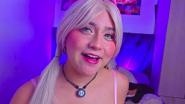 kitty_niki Adlı Modelin Canlı XXX Sohbeti