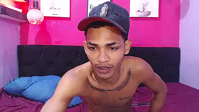 black_twinks' Live XXX Chat