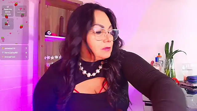 EllenaBoobs_ Chat XXX live